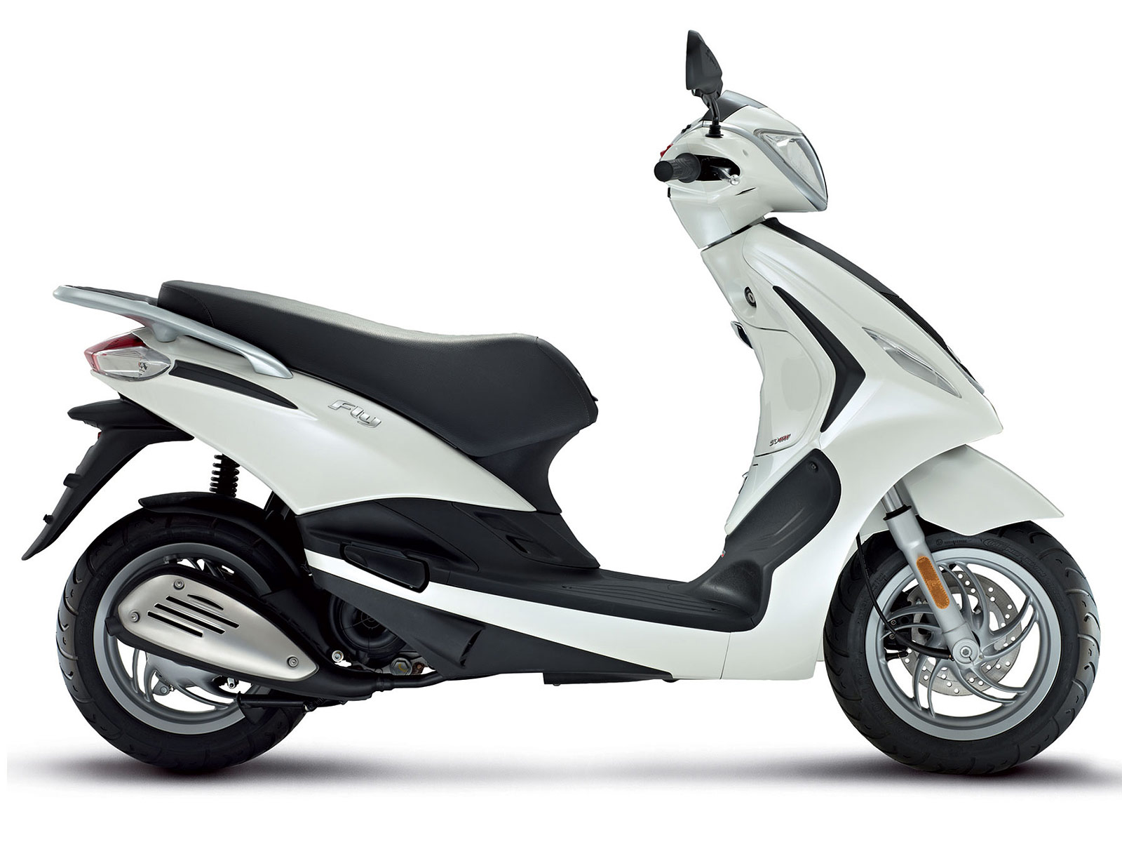 piaggio fly 50 review